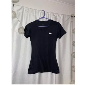 NIKE Pro Workout Shirt